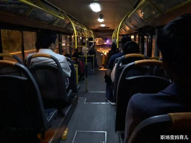 职场宝妈育儿|“对面那几个人没脖子”，孩子真能看见“脏东西”？妈妈差点崩溃