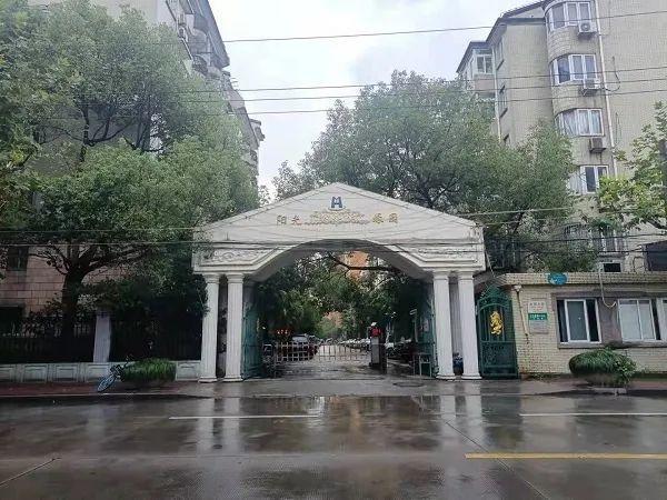 交易|上海女子住了22年的房 卖房时发现比房产证上少20平