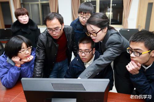 老白侃学习|本科一批次录取已开始,有的考生还查不到录取的结果,是落榜了吗