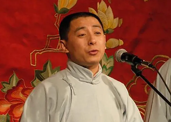 孙莉|郭德纲澡堂里收的一位徒弟，多次“背叛”，也没有被撵走！