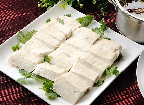 运动|44岁男子喝酒10年,甲状腺依然健康,医生直言:这2件事值得借鉴