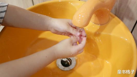 童书格子|如何挑选洗手液，为孩子提供健康“手”护？
