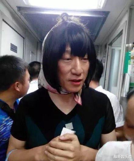 明星|明星们花钱都没处删的照片，隔着屏幕都觉得尴尬…