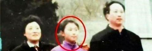 留洋女教授曹茜的“17年不孝史”:简直是“养女不教如养猪”!