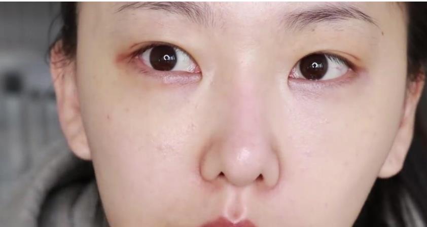 齐刘海|化妆后起皮、斑驳、卡粉？选对“妆前乳”很重要，这份攻略请收好