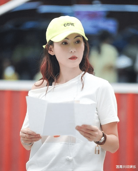 张柏芝|张柏芝不再逃避，坦白当年的离婚真相，原来真的不怪谢霆锋