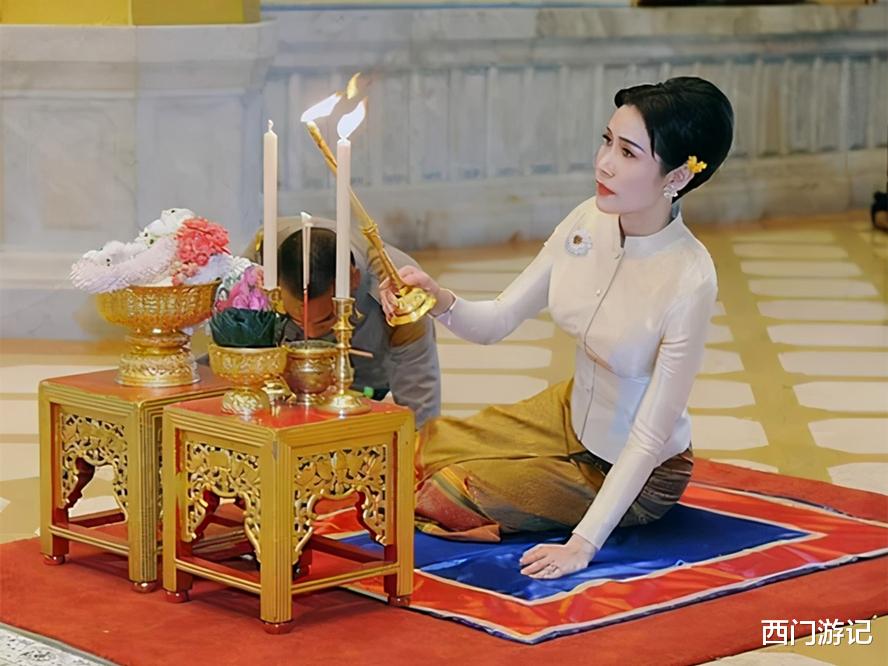 岳云鹏|泰国贵妃有多惨？出门不让走红毯，只得跟粉丝合影找场子