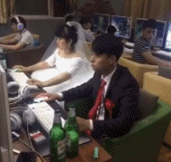 动物庄园|“女友闺蜜喊我单独去唱歌,穿成这样我沦陷了...”