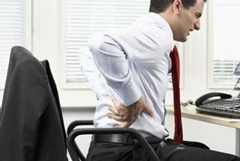 娱乐小龙星|久坐族易腰疼，家中常备膏药测评！