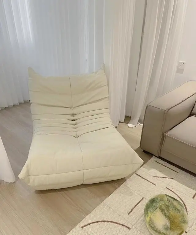 他们家81㎡，用原木+现代简约，打造成日式混搭风，平淡又温馨