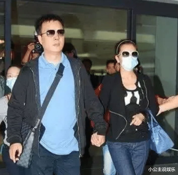 赵薇|42岁赵薇的亲哥哥曝光，难怪妹妹事业蒸蒸日上，网友：不得不服