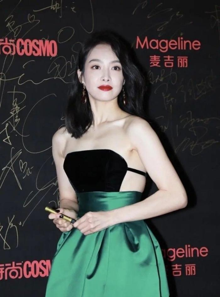 宋茜|宋茜新恋情曝光，不再炒作肖战绯闻，网友堪比福尔摩斯