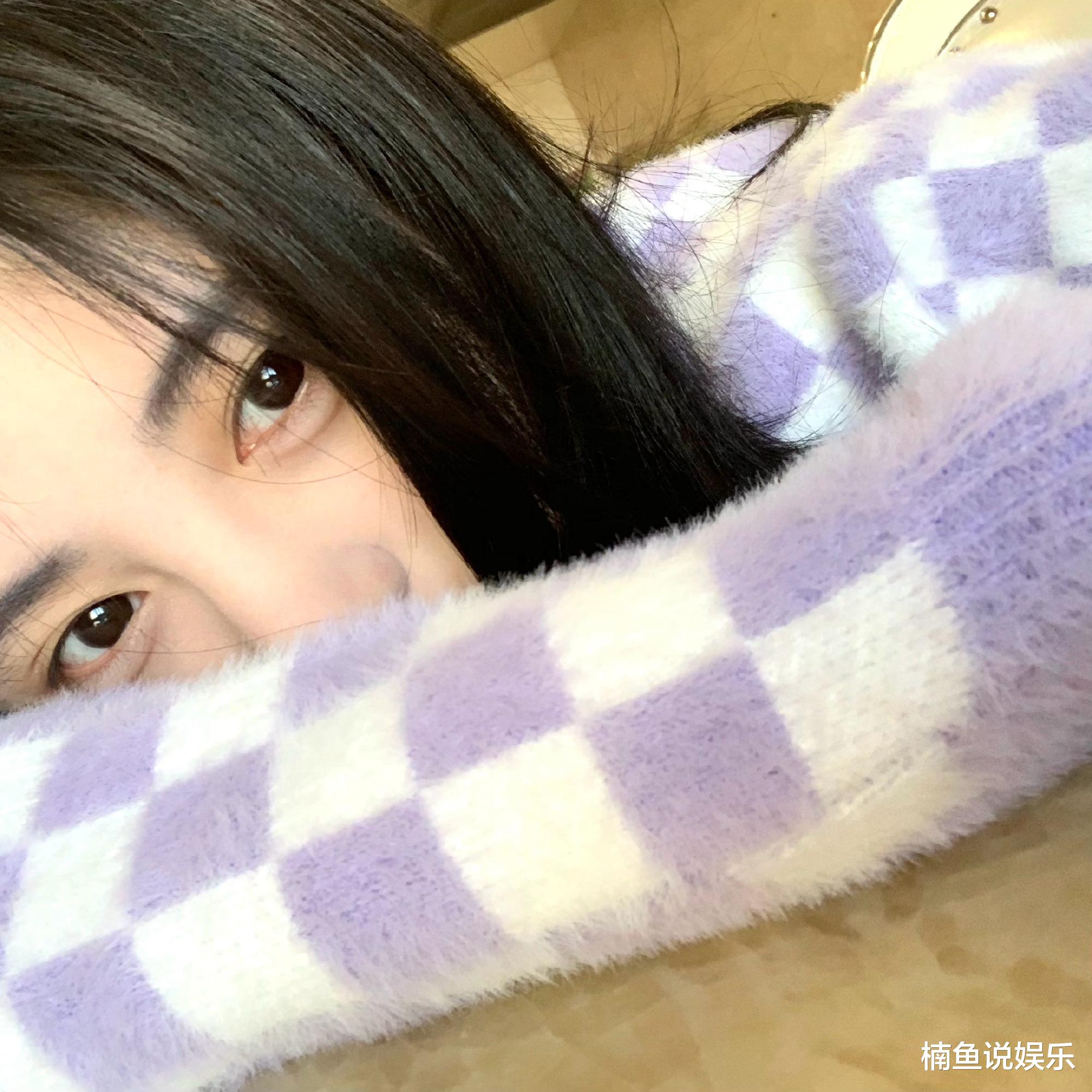 鞠婧祎|鞠婧祎腰部线条好迷人!长发飘飘小蛮腰抢镜,私服穿搭像小仙女