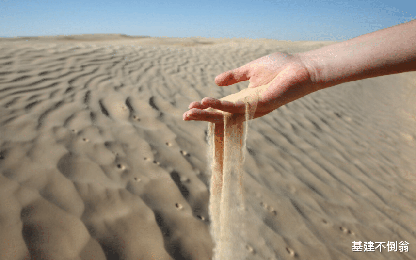 如果不小心陷入泥沙中,该如何进行自救呢?看了就明白了!