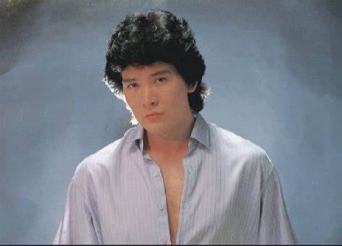 费翔|费翔：爱过3个顶级美女，自称一辈子不会结婚，他经历了啥？