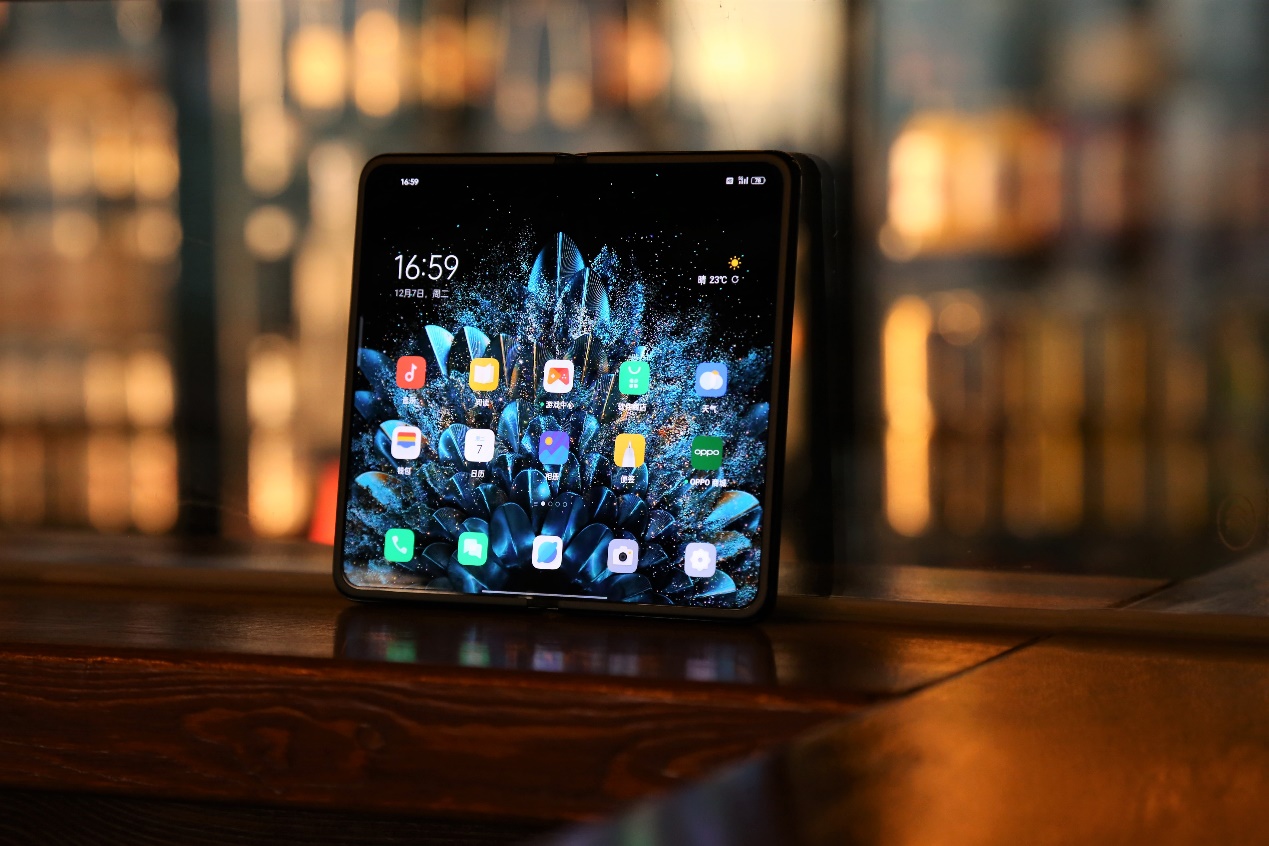 智能头盔|上手Find N：被ColorOS 12系统秀到了，平行视窗+一键多搜真香