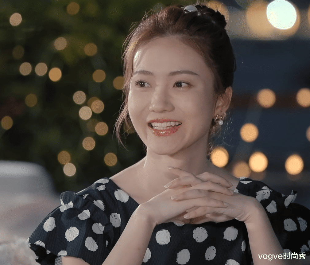 心动的信号第四季|心动的信号4：女嘉宾大头照来了，女3甜美，女4颜值让人沉默了