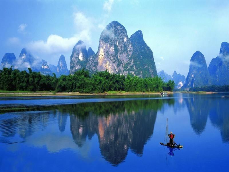 丹霞山|广东的韶关丹霞山，和广西的桂林山水哪个值得去?