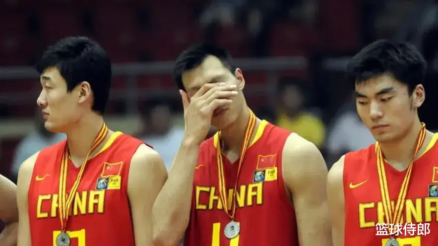 郭士强|答球迷:还记得当年“偷笑门”吗?怎么评价郭士强的执教水平?