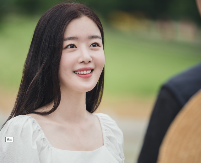 疯狂|还以为是部烂剧，没想到评分一路飙升，这才是惊艳的黑马之作！