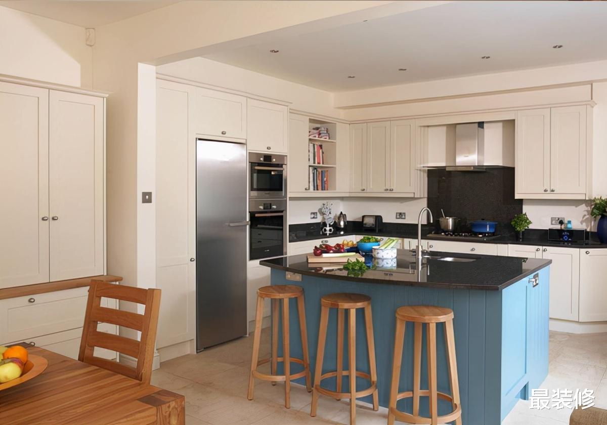 还在将冰箱放在厨房?直到今天才知道,家里一直都放错了