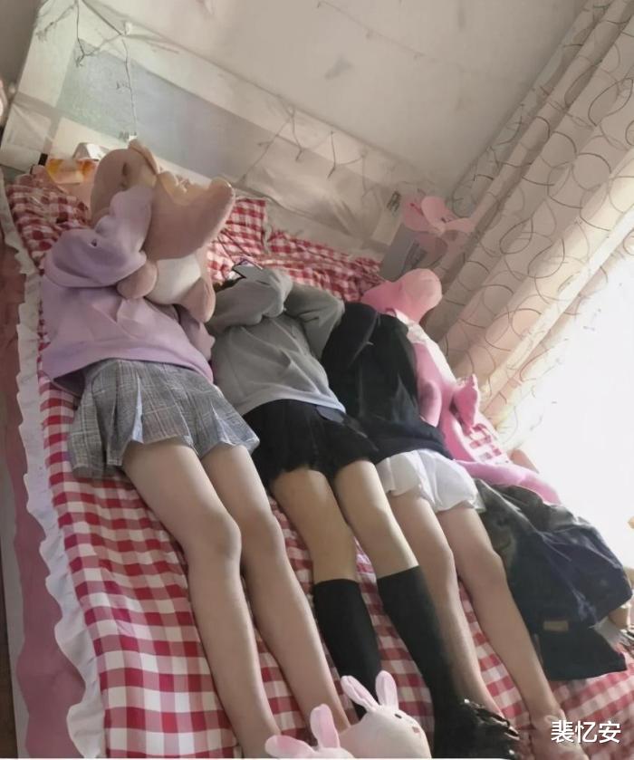 |“嫂子就因为胖了一斤就拼命的健身减肥，完全看不出胖在哪里呀！”哈哈哈