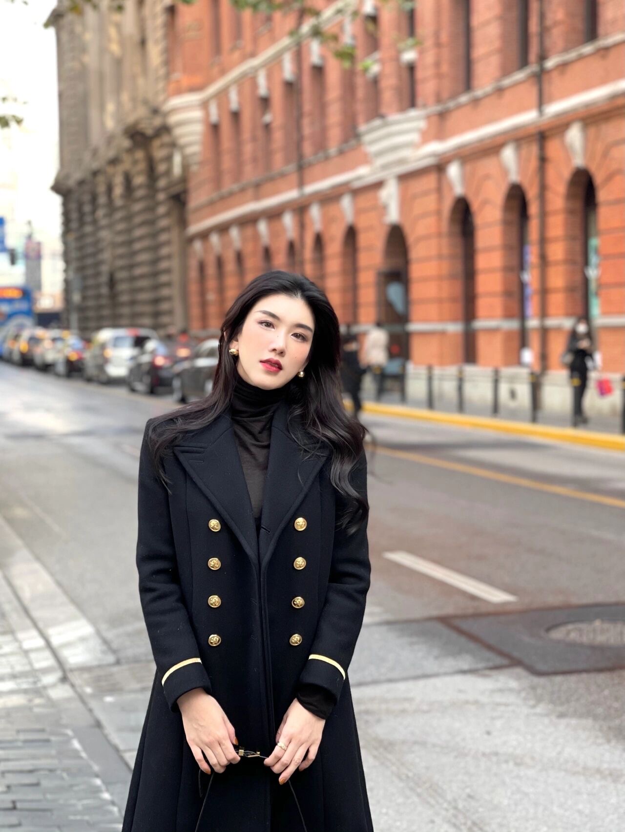 |请领导帮忙时说要请吃饭,事后领导常问起,你说到底请不请