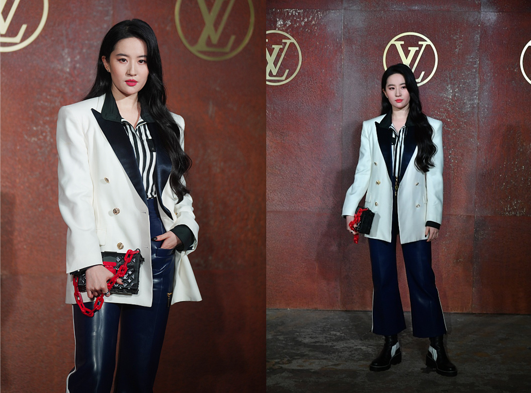 西装|30+的刘亦菲很有气质，西装配皮裤干练成熟，气场强大很不一般