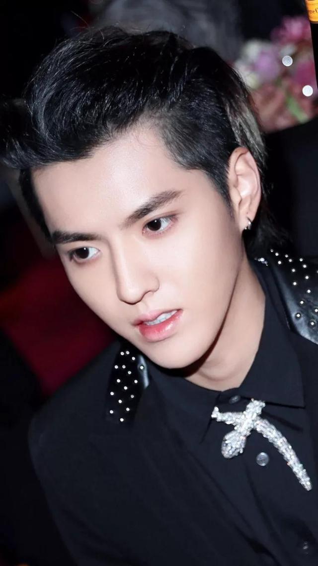 吴亦凡|吴亦凡终于回应，都美竹24小时“通牒”奏效，孰是孰非