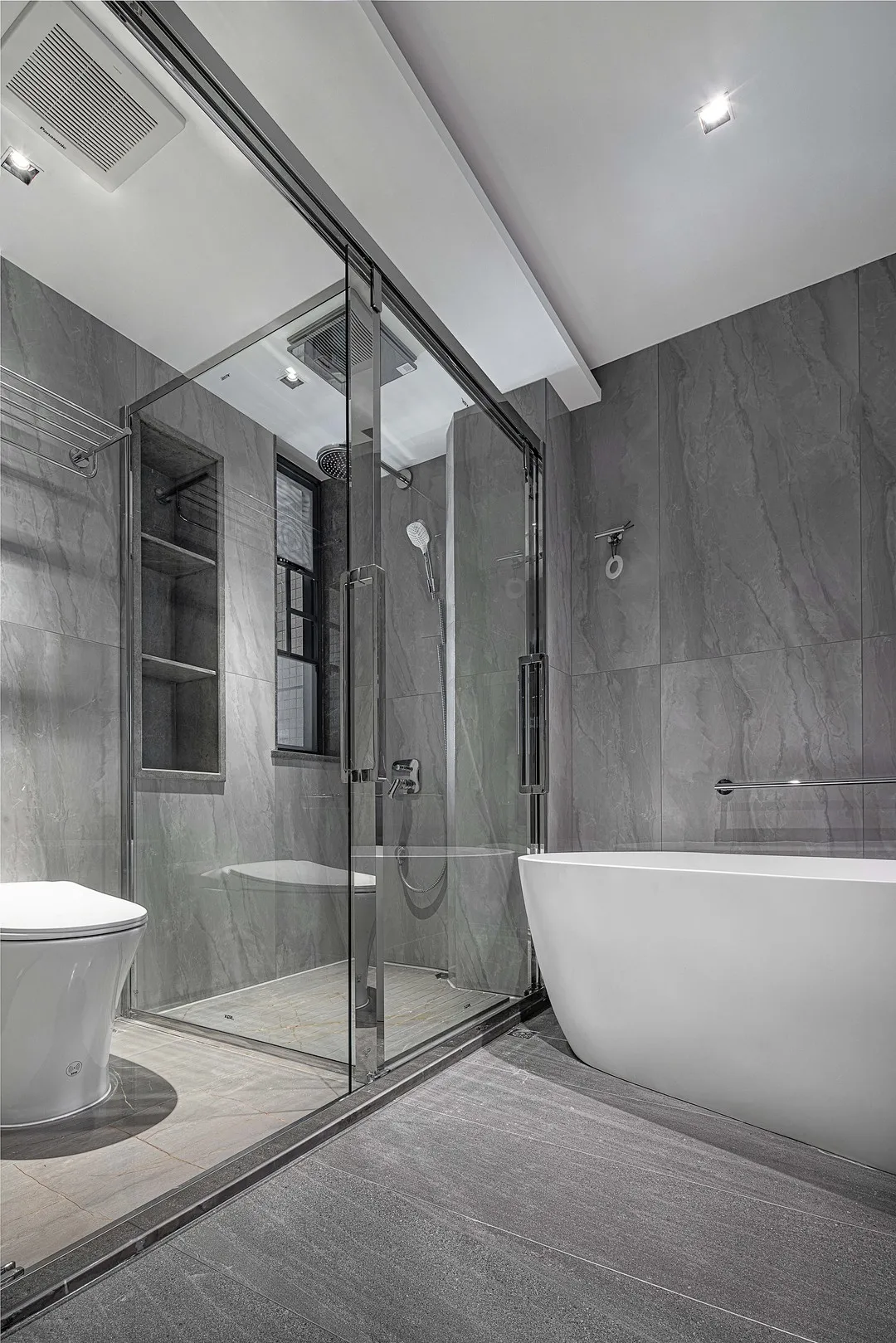 160㎡现代简约风格装修,让家变得简单却也是最适合自己的!