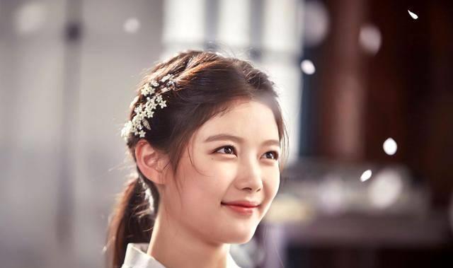 金所炫|金所炫：童星出身被看好，长大变肿败给金裕贞，如今在中国被抵制