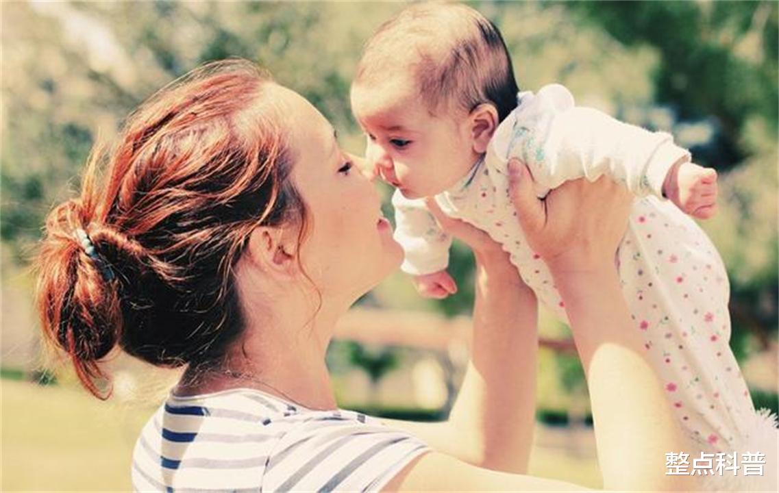 太空 人都是女性生的，在人类出现前，世界上第一个女性是从哪里来的？