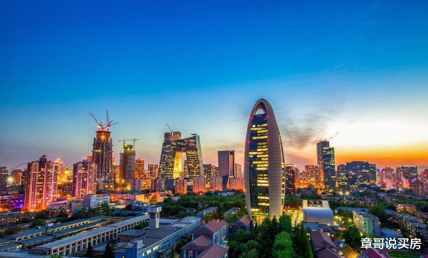 购房置业|刚需买什么房才能合适？其实就一种：住着别扭的。