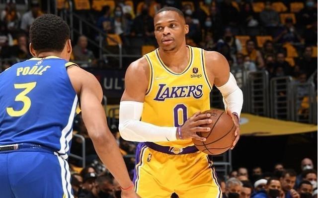 于时为伴 勇士逆转湖人取得开门红，帕金斯：不知佩林卡为什么会引进威少