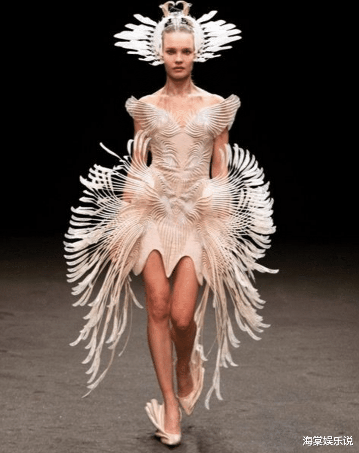 章子怡|范冰冰拿高奢代言！资本并未放弃她，合作LV少奶奶美得倾国倾城