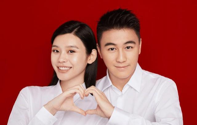 影视解说|奚梦瑶二胎奖励是婚礼？赌王四太找大师算出女方子嗣多，同意进门