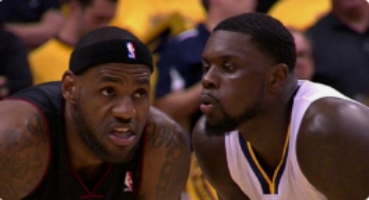 伊美如云|上班就能做的八种瘦脸动作！