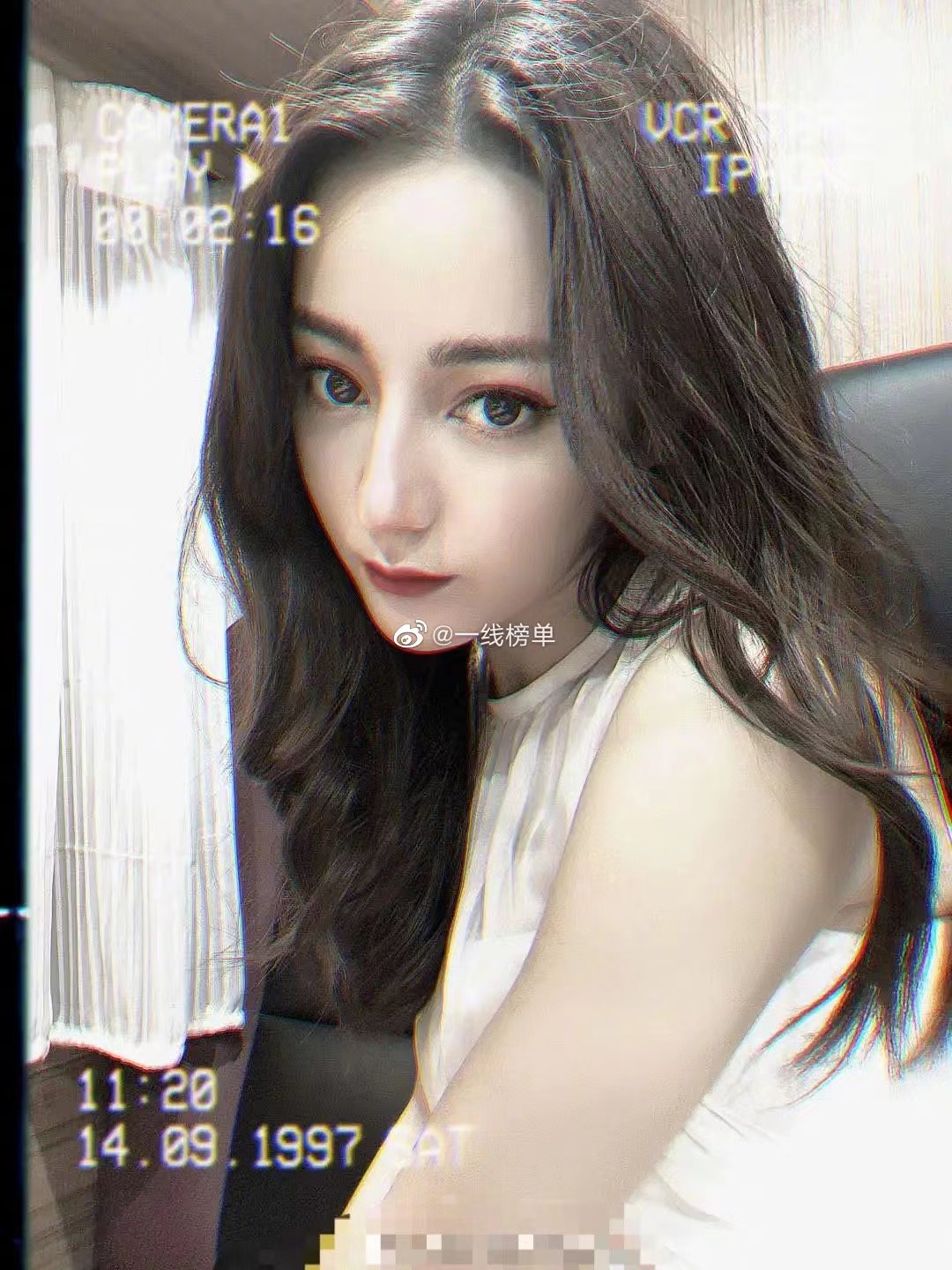 Angelababy|baby杨颖和迪丽热巴怎么“越整越像”了？！