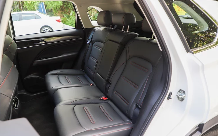 浙江省 14万车价配2.0T涡轮，传祺拿出撒手锏了，改名换脸就能取代H6吗？