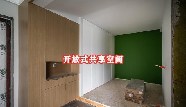 无玄关户型,砸掉隔墙装柜子连接地台,多间共享室,都是明智之举