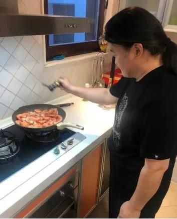 刘欢|刘欢：和老婆相识9天闪婚，恩爱33年，始终把普通妻子当做宝