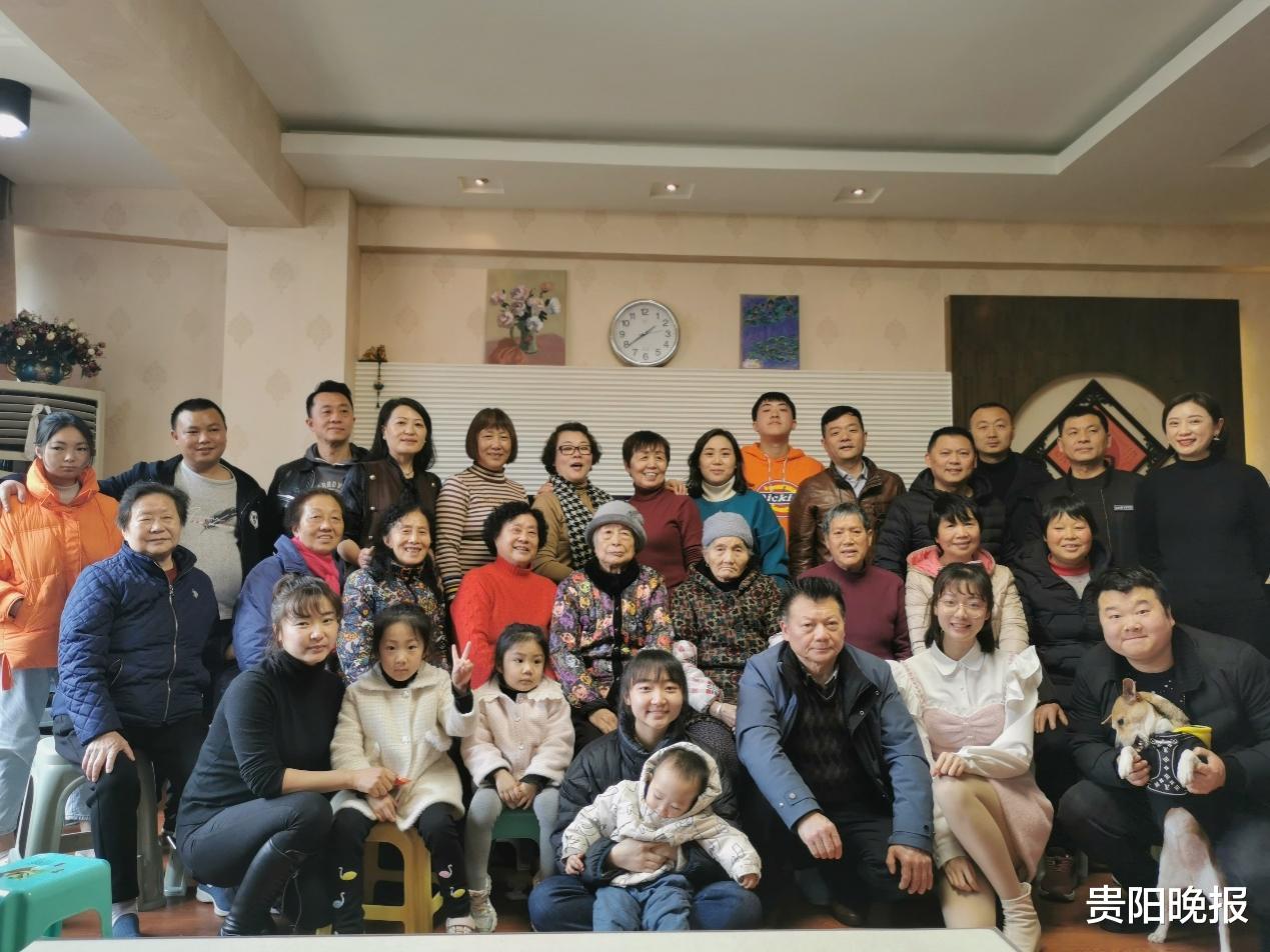 贵阳晚报 动动手指，就有丰厚奖品！好一多幸福年全家福征集活动只剩6天啦，快来找找您的作品在哪里