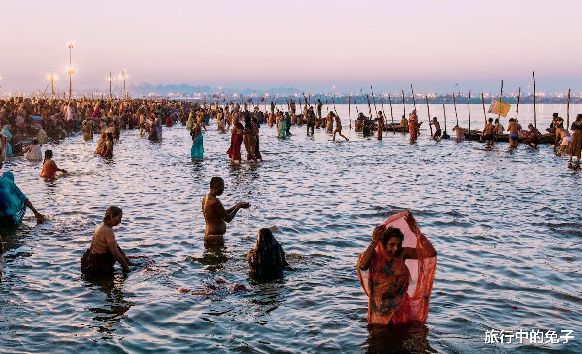 2元一瓶“恒河水”敢喝吗?销量好供不应求