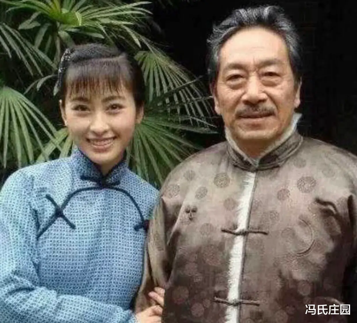 王奎荣|2015年，32岁饶芯语为69岁的王奎荣生下女儿，百日宴她的父母一个没来