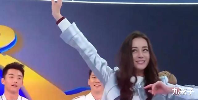 迪丽热巴|与鹿晗传暧昧，撕毁天价合约，贪吃引争议的迪丽热巴现状如何？