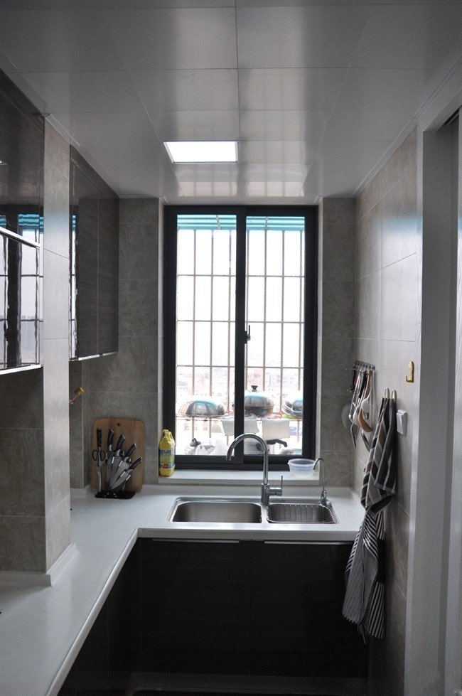 现代简约风的小三居,第一次买房装修就要好看,效果确实大气温馨