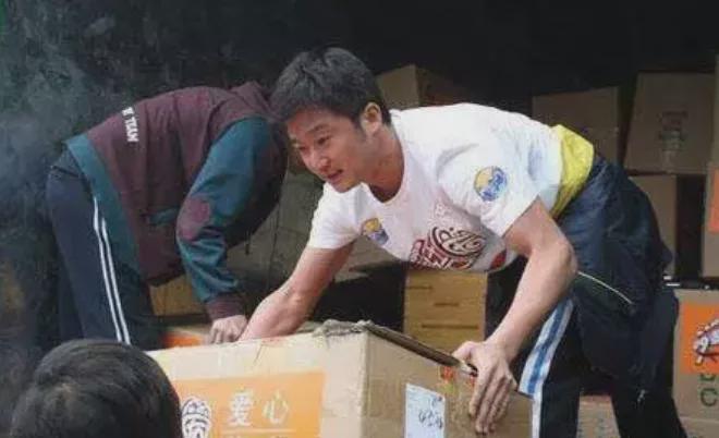 程莉莎|果然，吴京出事了…