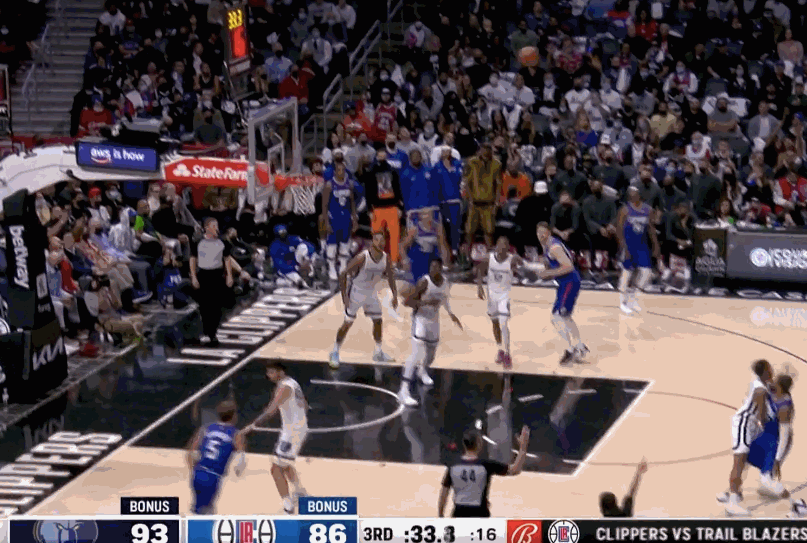 明乐说育儿|综述-乔治41+10创纪录洛城难迎首胜,公牛3连胜拉文追平乔丹