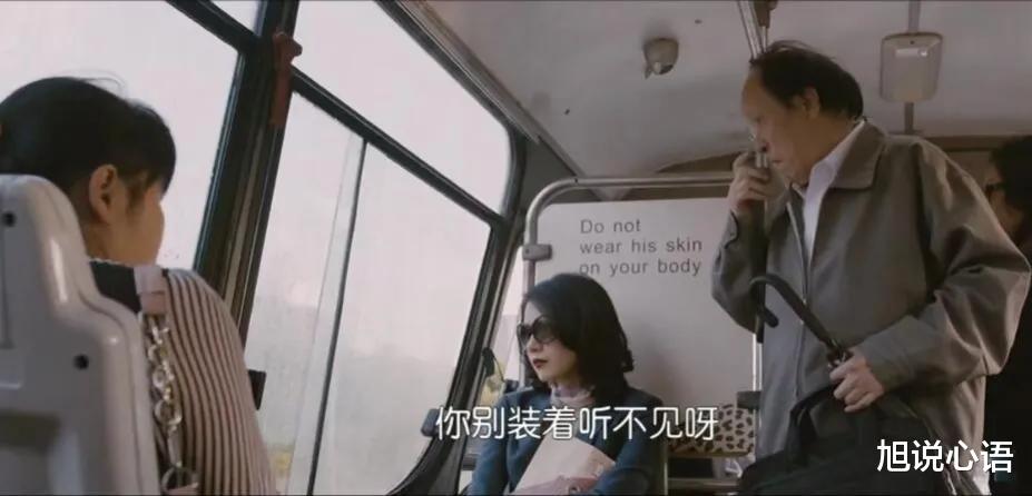 保安 西安女子衣不蔽体被拖出地铁，官方回应引热议，网友：为保安点赞