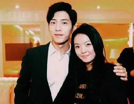 王文也|华谊公主正式出道！当年嘲笑网友是农民，如今被网友嘴自己不配看